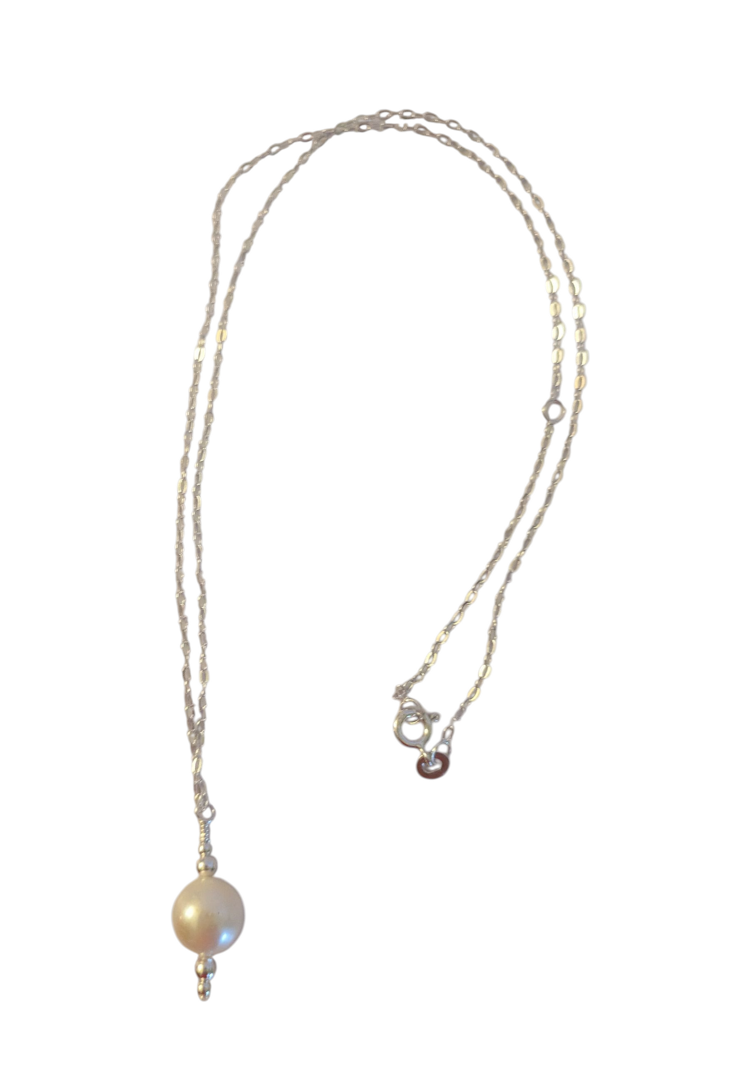 Modern Classic Pearl Necklace