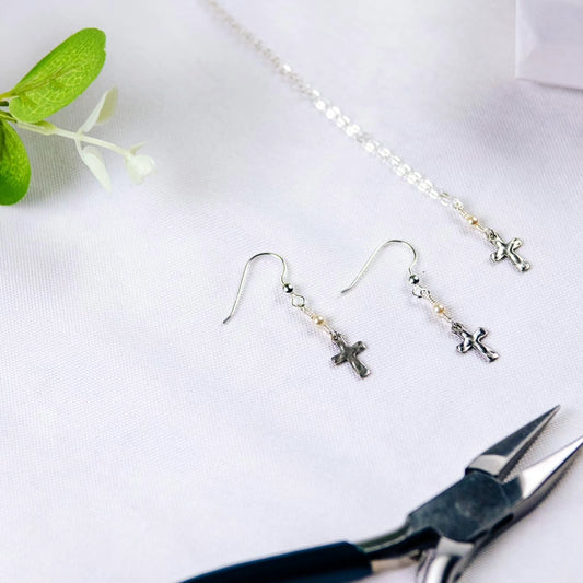 Dainty Cross Necklace