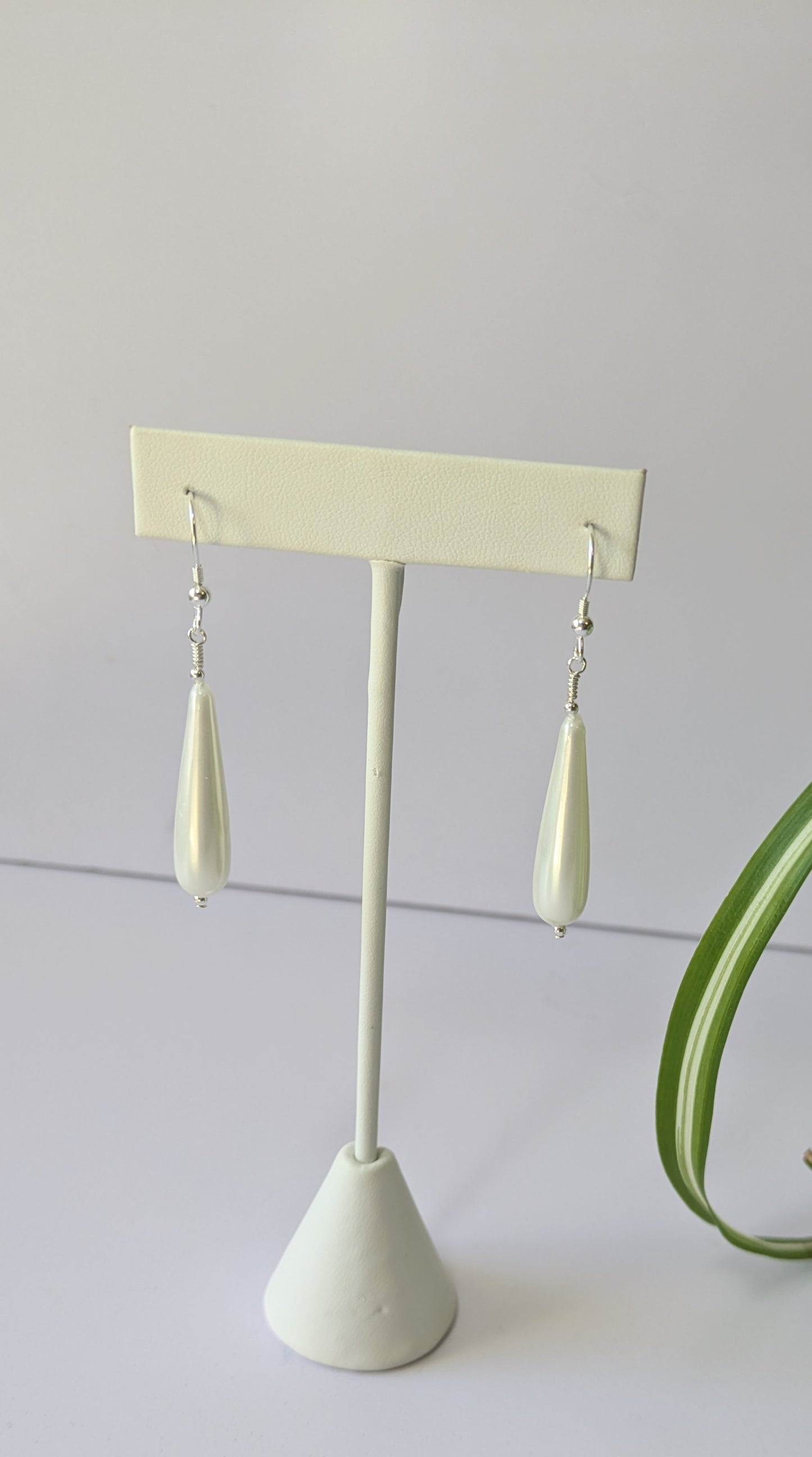 Shell Pearl Earrings