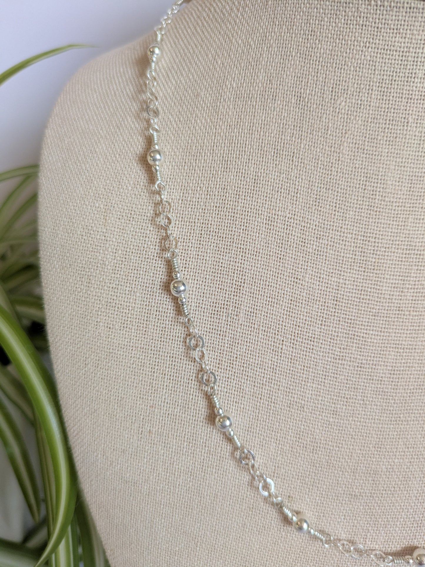 Sterling Silver Hand-connected Necklace