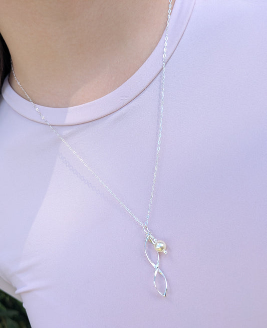 Sterling Silver Twist Necklace